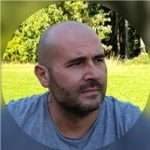 Après avoir suivi la formation d'hypnothérapeute en hypnose ericksonienne, Ivan a débuté une pratique qui aide beaucoup de personnes.